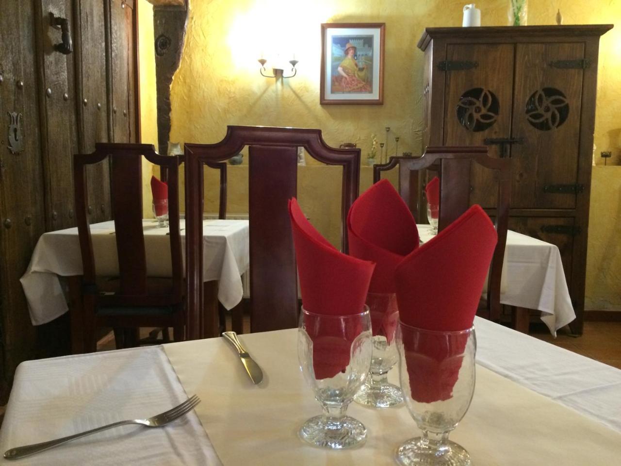 אטאפוארקה Hotel Rural Papasol מראה חיצוני תמונה